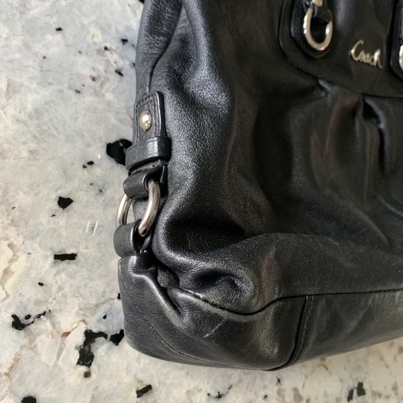 Coach handbag with cross body optional - Picture 2 of 4